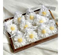 1/5/10 pièces Ensemble de bougies en forme de marguerite - Cadeaux de mariage, décoration de douche nuptiale, cire de soja parfumée pour la fragrance de la maison, centre de table floral minimaliste 1
