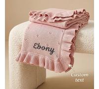 1 pièce Couverture de jet tricotée ajourée et brodée personnalisée, couvre-lit tissé à bordure de lotus, broderie de nom personnalisée, 4 couleurs disponibles (blanc, rose, kaki, bleu clair), couvertu