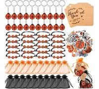 12 pièces Ensemble de faveurs de fête à thème basket-ball, comprenant des porte-clés, des bracelets, des autocollants, des pochettes en soie et des étiquettes en papier. Convient pour les anniversaire