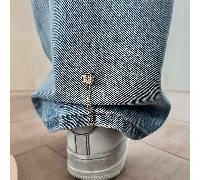 2 pièces Clips de revers de pantalon en forme de rose, fixations portables et imperméables sans couture, convenant aux jeans et aux chemises, conception antidérapante et réglable pour éviter que le pa