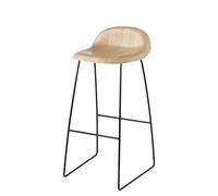 3D Tabouret de bar 75 Chêne - Sledge Base Noir - Patins en feutre Gubi - 5715015972086