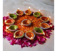 4OUR Faith Lot de 12 craies multicolores décorées en forme de feuille d'argile Diya Diwali Pooja faites à la main