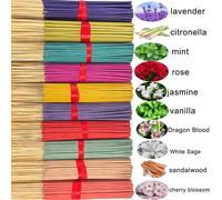 7 paquets/140 bâtonnets d'encens, 4 parfums saisonniers à choisir : rose, lavande, santal, jasmin, menthe, fleur de cerisier, vanille, santal, sauge, sang de dragon, 20 bâtonnets par paquet, convient 
