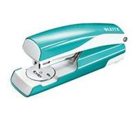 Agrafeuse métal bleu azur métalisé capacité 30 feuilles pour agrafes 24/6-26/6. Livrée en boite G