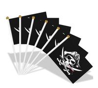 AhfuLife Lot de 30 drapeaux de pirate en forme de couteau croisé sur bâtons pour décorations de fête sur le thème des pirates, 14 x 21 cm, petits drapeaux Jolly Roger avec mât blanc de 30 cm pour