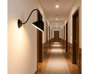 Alpinaluz Applique Murale Noir Style Rétro Industriel avec Bras Courbé Type Cygne et Abat-jour Métallique pour Intérieur, Douille E27, Parfait pour Couloirs et Séjours
