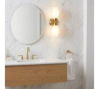 Alpinaluz Applique Murale pour Salle de Bain avec Double Foyer E14, Abat-jour en Verre Opalin Blanc, Base Métallique Dorée, Protection IP44, Éclairage Doux et Élégant pour Miroirs et Meubles