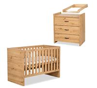 AMELIA Ensemble bébé commode à langer et lit évolutif 120X60 Chêne | Sommier réglable sur 3 niveaux, barrière anti-chute et 3 tiroirs sur rails. Fabrication européenne, matelas non inclus.
