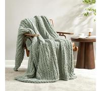 Amélie Home Jeté en Tricot épais et Doux Fait à la Main en Fil Chenille tricoté au Crochet, Couverture Chaude pour canapé, lit, Sofa, Vert Sauge, 127 x 152,4 cm.