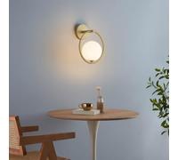 Applique Steya dorée globe en verre G9 | Globe en verre suspendu à un anneau doré, culot G9, design décoratif moderne