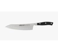 Couteau Santoku à lame oscillante Arcos série Riviera, lame de 8 cm en NITRUM® inoxydable et manche en polyoxyméthylène (POM)