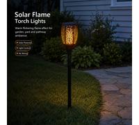 Arlgsite Lot de 2 torches solaires de jardin 96 LED, luminaires de torches avec effet flammes dansantes, IP65 résistants à la poussière et aux projections d’eau, lampe solaire auto-on/off pour l’extér