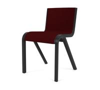 Audo Copenhagen Chaise rembourrée sur le dossier et l'assise Ready Black oak-Baru 0570 Red