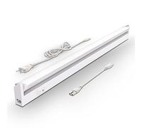 B.K. Licht réglette LED orientable, luminaire pour meubles placard cuisine, design moderne éclairage intérieur, lumière blanc neutre 1000lm, 230V, IP20, 8,5W, 550 x 61 x 3 mm