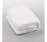 Baker Ross AX569 Couverture De Neige Artificielle - 2.4 m x 90 cm, Neige Artificielle Pour Les Présentoirs De Noël, Les Tapis De Neige, Les Grottes Du Père Noël Ou Les Vitrines