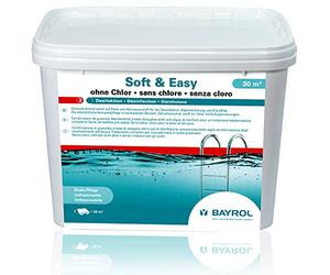 BAYROL Soft & Easy sans Chlore - Granulés d'oxygène Actif avec prévention des algues et Effet clarifiant - Sacs pré-portionnés - 5,04 kg - 30 m³