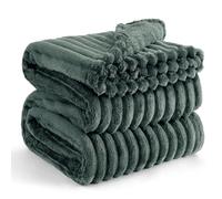 Bedsure Plaid canape Plaid Vert - Couverture Polaire, 220×240, Vert Maldé | Cadeau Femme, Plaid Doux et Chaud en Velours Côtelé pour Canapé, Chambre et Salon, Lavable en Machine