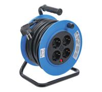 BGS technic BGS Enrouleur de câble 15 m 3x1,5 mm² 4 prises de courant IP 20 3000 W Quantité:1