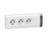 Legrand Bloc multiprise 050609 3 prises 2P+T fixable 208 mm sans cordon Blanc