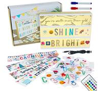 BONNYCO Light Box A4 Or 16 Couleurs avec 400 Lettres et Emojis, 10 Cartes Premium, Télécommande, 2 Marqueurs, Ç Inclus. Boite Lumineuse Message, Idee Cadeau Femme, Deco Chambre Ado Fille