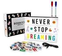 BONNYCO Light Box avec 400 Lettres et Emojis, 2 Marqueurs, Ç Inclus. Boite Lumineuse Message Idéal Décoration Maison, Chambre, Fête. Tableau Lumineux Idée pour Cadeau Original Anniversaire, Noel