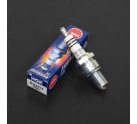 Bougie d'allumage NGK pour Moto Generic 50 Trigger Sm Après 2011 Neuf