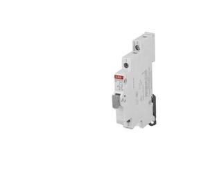 Bouton poussoir modulaire 1NO / 1NC ABB Largeur ? module. 1 contact NO, 1 contact NF. Calibre : 16A.