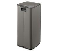 Brabantia Bo Poubelle à pédale 30 L (platine), poubelle à déchets peu encombrante avec fonction soft-close et pédale facile à manier, poubelle de recyclage avec seau intérieur amovible, sacs poubelle 