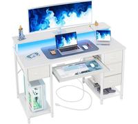 Bureau gaming avec éclairage LED et rangements modulables pour un usage domestique