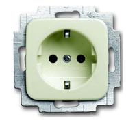 Busch-Jaeger Busch-Jaeger Prise encastrée avec protection tactile, blanc 20 EURKS-212 Quantité:1
