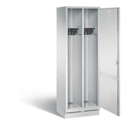 C + P Möbelsysteme C+P Armoire à casiers Evolo noir et blanc, H1800×I610×P500 mm, façade gris clair, corps gris clair (48220-20) Quantité:1
