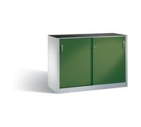 C + P Möbelsysteme C+P Armoire latérale robuste avec portes coulissantes, 2 x 1 tablette, H1000xW1600xD500mm Face avant Reseda vert corps gris clair Quantité:1