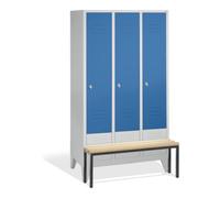 C + P Möbelsysteme C+P Vestiaire Classic avec banc, 3 compartiments, H1850×I1200×P500/815 mm, façade bleu clair, corps gris clair Quantité:1