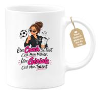 Café-Croissant - Mug Coach De Foot Géniale Et Talentueuse - Blanc/Céramique | Mug humoristique pour femmes, célébrant le métier et le talent unique de chaque professionnelle. Coach De Foot
