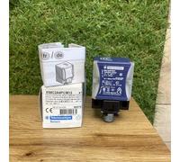XS8C2A4PCM12 Capteur: inductif 0-40mm PNP / NO + NC Courant: 12-48VDC 200mA T...