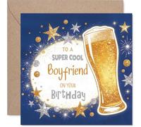 Carte d'anniversaire ludique pour petit ami - Soulevez un verre à votre moitié - pinte de bière pailletée, étoiles dorées et argentées - Carré de 145 mm, enveloppe incluse