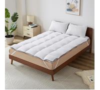 CASABEL Surmatelas Moelleux 140 x 190 cm en Microfibre Respirante avec Liseré Gris - Ultra Moelleux, Anti-Acariens - 2 Places