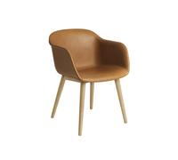 Muuto Chaise Fiber Chair avec accoudoir et pieds en bois Cuir cognac-chêne