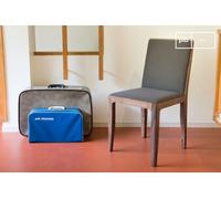 Chaise scandinave en noyer Hemët