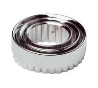 Chef Aid Lot de 3 emportepièces : découpoirs à biscuits, scones, tartes, miniquiches et pâte, pour pâtisserie maison, décoration de gâteaux, fondant, cercles cannelés en acier inoxydable
