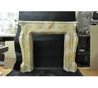 Cheminée Habillage de poêle Encadrement style marbre Décoration baroque Cheminées classiques