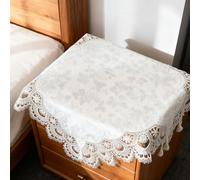 CHGCRAFT Nappe de Chevet en Dentelle Blanche Housse Anti Poussière Carrée pour Four à Micro Ondes pour Table de Chevet Chambre à Coucher Décoration D'Intérieur