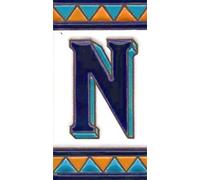 Chiffres de maison en céramique, lettres et cadres, motif espagnol orange et bleu, dimensions du carreau : 11 cm H x 6 cm, taille du cadre : 2 à 13 carreaux lettre N