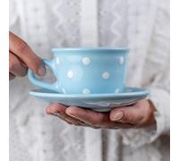 City to Cottage | Tasse et sous tasse à café, à thé | bleue ciel à pois blancs en céramique faite et peinte à la main | 250ml