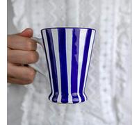 City to Cottage | Tasse Mug à café latte, à thé | à rayures bleu marine et blanchesen céramique avec grande anse faite et peinte à la main
