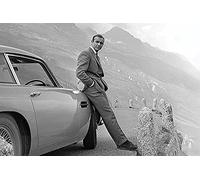 Close Up Poster James Bond - Sean Connery & Aston Martin (91,5cm x 61cm)