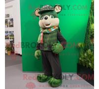 Costume de mascotte REDBROKOLY Guinness vert forêt personnage habillé avec une salopette et des écharpes