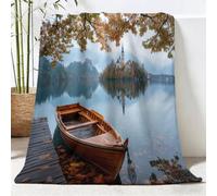 Couverture Plaid Style Vacances Décontracté, Bleu Clair, 150 x 200 cm | Couverture en flanelle douce et confortable pour Adultes et enfants, motif Bateau Bois Lac Île, Convient pour 4 Saisons
