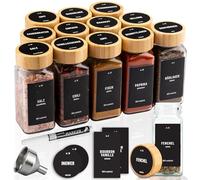 Deco haus® Lot de 12 Bocaux à Épices Carrés Hermétiques [avec Étiquettes & Saupoudreur] - Bocaux en Verre - Pot a Epices en Verre et Bois, Spice Jars - Récipients d'Épices - Pot à Epices