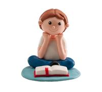 dekora - Figurine Décorative pour Première Communion Garçon avec Catéchisme - Décoration pour Gâteaux Fabriquée en Résine - 8 Centimètres - Design Original et Détaillé - Adaptée au Contact Alimentaire